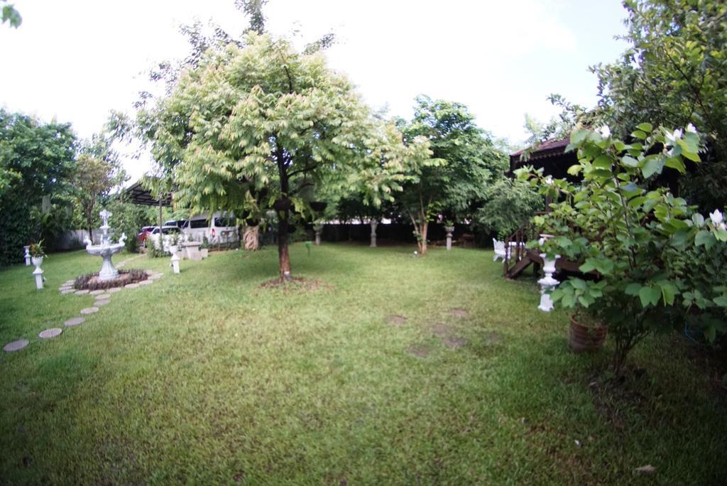 Lakeland Homestay Чиангмай Екстериор снимка