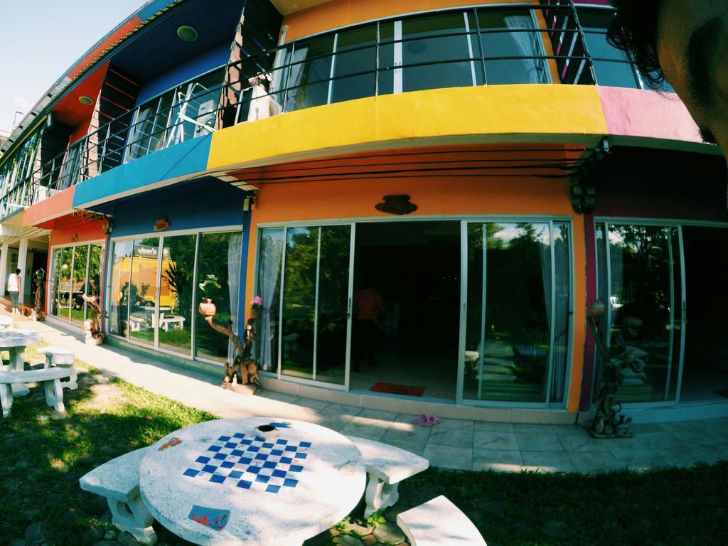 Lakeland Homestay Чиангмай Екстериор снимка