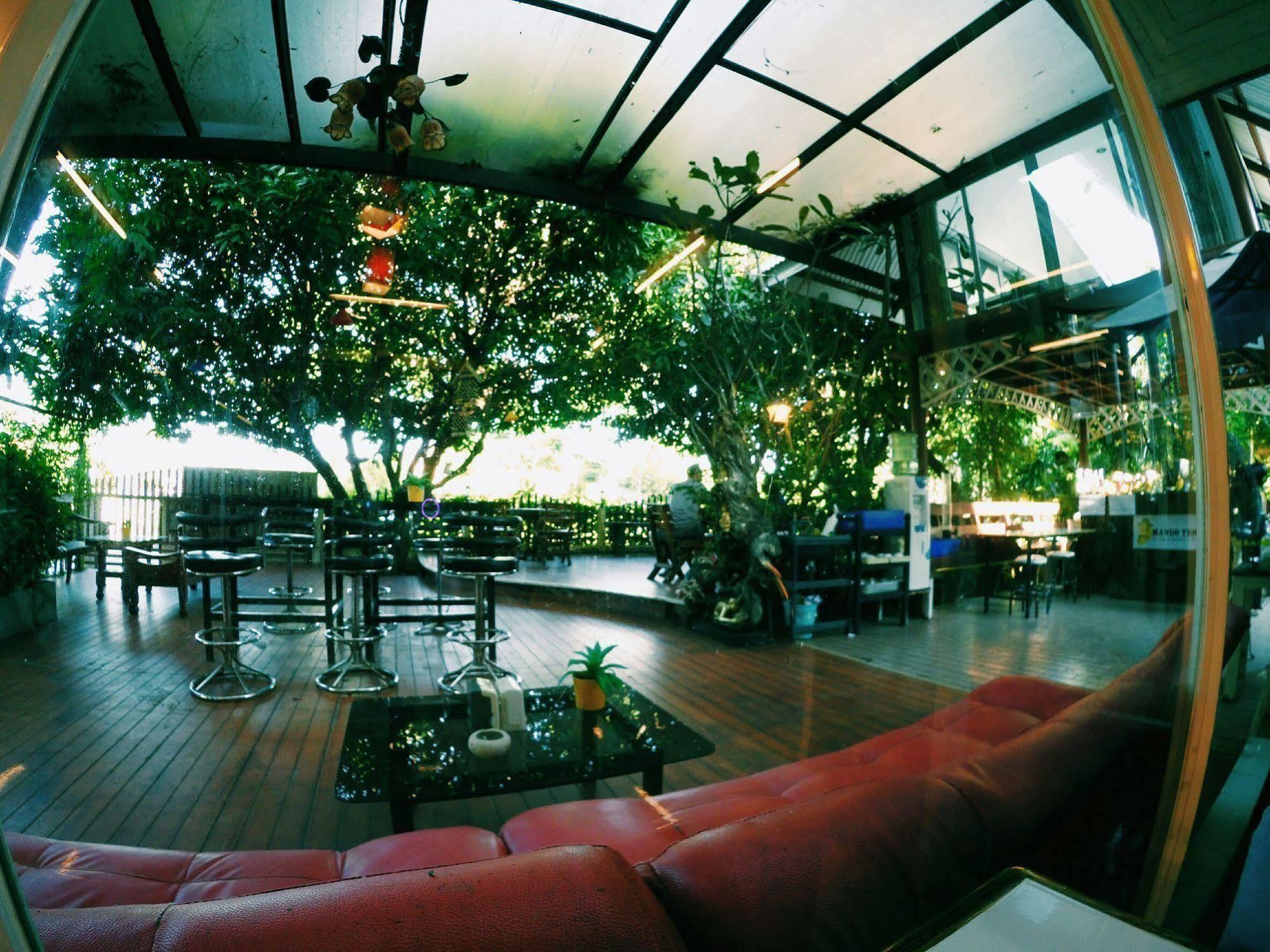 Lakeland Homestay Чиангмай Екстериор снимка